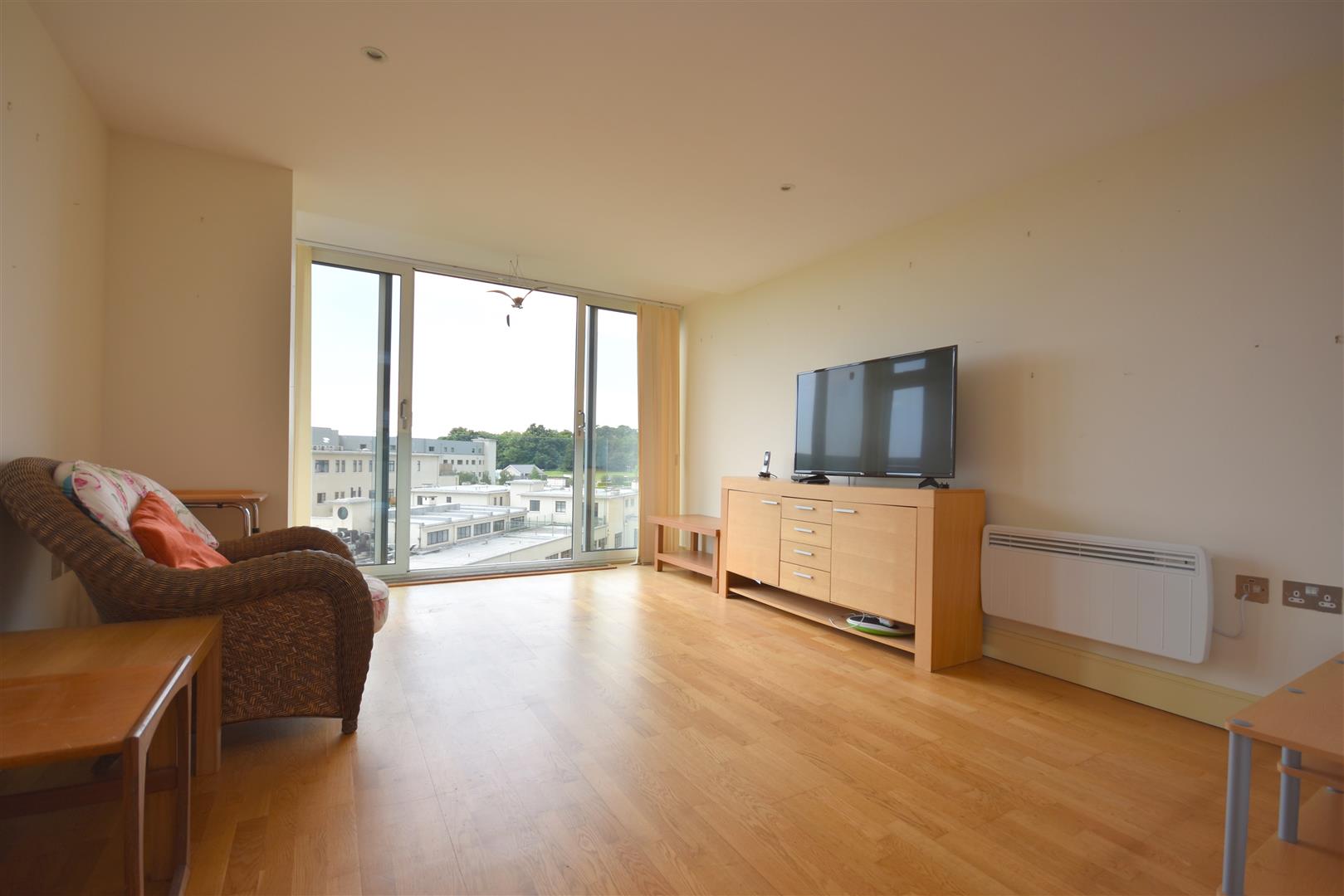 322 Woodlands, Sully, Vale of Glamorgan, CF64 5QF